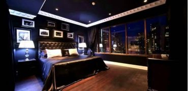 (MP-030) The Emporio Place Condo | 2+1 Beds | Phrompong BTS