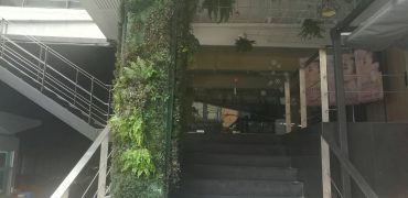 Space for rent | Good location | Main street | Thonglo