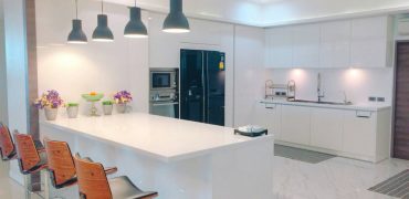 (MP-075) Condo at Oriental Towers | 22nd Floor l Fully Renovatedl | 1.5 km. to BTS Ekkamai