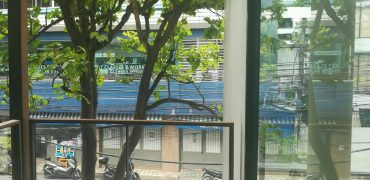 Retail Space For Rent | 94 sq.m | 1.5 km. to BTS Phrompong/ Thonglo