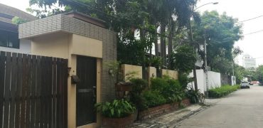 House for Sale | 200 sq.wah | 2 houses | Sukhumvit 71