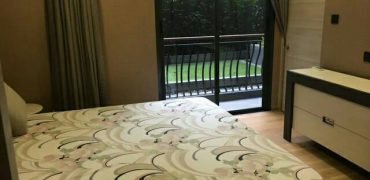 1 Bedroom condo | 45 sq.m | Fully- equipped | BTS Chidlom