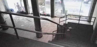 ฺี4 storey building for rent/ 46 sq.w/ 1 k.m. from BTS Ekkamai