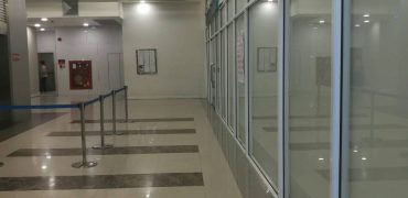 Shop in office building/ 140 sq.m/ 1st floor/ 500m. to BTS Asoke-Nana