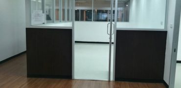Office space/ 256 sq.m/ 300-500m. to BTS Asoke- BTS Nana