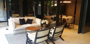 1 bedroom l 55 sq.m l Klass Langsuan l 300 m. to BTS Chidlom