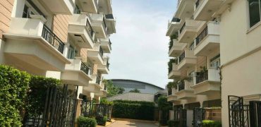 4 storey town home l 600 sq.m l Rama 9, New Phetchaburi road l 2.5 k.m. to Thonglo BTS