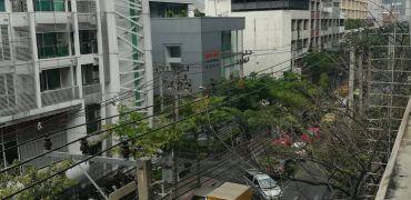 Commercial building l 1,200 sq.m l Very good location l Saladeang BTS
