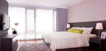 2 bedroom condo l 105 sq.m l Sukhumvit 15 l 700 meters to BTS Asoke
