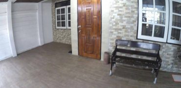 3 storey Townhouse l 270 sq.m l Sukhumvit 39-49 l 1 k.m. to BTS Phrompong