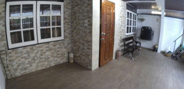 (MP-587) Townhouse 3 storeys l 270 sq.m l Sukhumvit 39-49 l 1 k.m. to BTS Phrompong