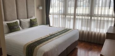 Pet-Friendly l 2 bedrooms l 110 sq.m l GM apartment l Sukumvit 20 l 800 m. to BTS Asoke- Phrom Phong