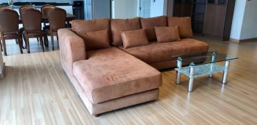 3 bedroom condo l 160 sq.m l 500 m. to BTS Prompong