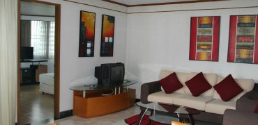 2 bedroom condo l 113 sq.m. l Sukhumvit 16 l 800 m. to BTS Asoke