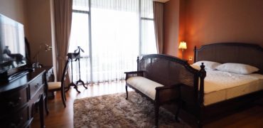 Luxury 2 bedroom condo l Sukhothai Residences l 134 sq.m l 500 m. to MRT Lumpini