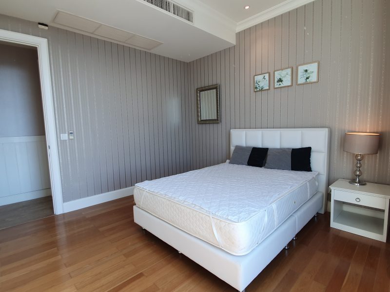 4th Bedroom2