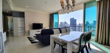 3 bedroom at Roy Residences l 143 Sq.m l 1.5 km. to BTS Phrom Phong