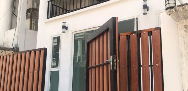 (MP-862) Townhome l 4 bedrooms l Thonglo 25 l 2 k.m. to BTS Phrom Phong