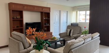 (MP-897) Short-Term l 3 bedrooms l Charming Resident l Ekkamai soi 6 l 900 m. to BTS Ekkamai