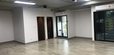 (MP-00931) Office space l 87 Sq.m l Floor 6th l Thong soi 5 l 500 m. to BTS Thonglo