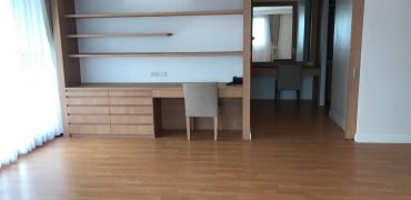 (MP-954) 4 bedrooms at Charoenjai l Floor 14th l Ekkamai 12 l 2 k.m. to BTS Ekkamai