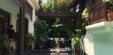 (MP-979) Single house 3 bedrooms l with private swimming pool l 1 k.m. to BTS Thonglo