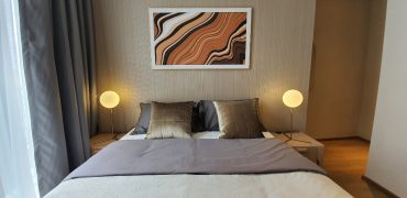 (MP-1013) Condo 2 bedrooms at Park 24 l Sukhumvit 24 l BTS Phrom Phong