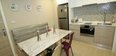 (MP-1025) 2 bedrooms  at The Room Sukhumvit 21 l BTS Asoke