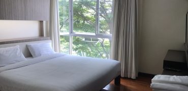 (MP-1043) Apartment l 3 bedrooms l 220 Sq.m l 2 k.m. to BTS Thonglor