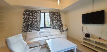 (MP-1094) Duplex Apartment l Prestige 49 l 137 Sq.m l Balcony l 1 k.m. to BTS Thonglo