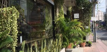 (MP-1141) Retail Space l 25 Sq.m l Facing street l Common Parking l Sukhumvit 24