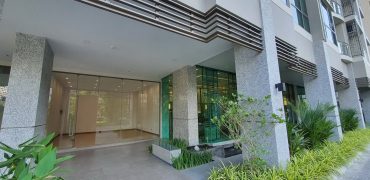 (MP-1190) Shop at Condo building l G Floor l Sukhumvit 39 l 1 k.m. to MRT Phetchaburi