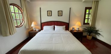 (MP-1216) Pet-friendly Apartment l 2nd floor l Big balcony l 270m. to BTS Chit Lom