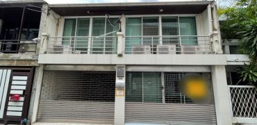 (MP-1270) Townhouse l 2 storeys l Partially furnished l Sukhumvit 63 l BTS Ekkamai