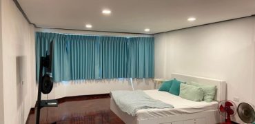 (MP-1269) Townhouse l 4 storeys l Partially furnished l 900m. to BTS Thong Lo