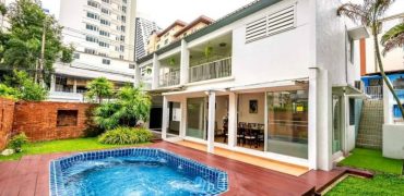 (MP-1273) Off Market l Single House l 3+1 bedroom l with swimming pool l BTS Ploen Chit