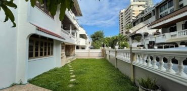 (MP-1323) Detached house l 3 Storeys l 4 Bedrooms l 350 Sq.m l Phrom Phong