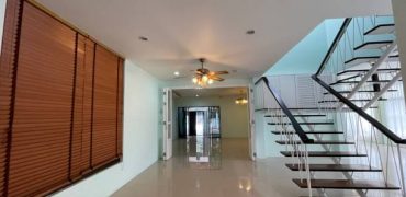 (MP-1345) Detached house 2 storey l 3 Bedrooms l 200 Sq.m l BTS Phrom Phong
