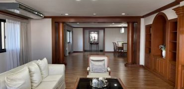 (MP-1312) Apartment l 3 Bedrooms l 260 Sq.m l Phrom Phong
