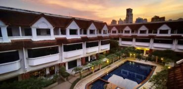 (MP-1335) Townhouse 4.5 Storey l 4 Bedrooms l 390 Sq.m l Ekkamai soi 10