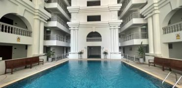 (MP-1311) 3 Bedrooms Condo l 140 Sq.m l Balcony l BTS Phrom Phong