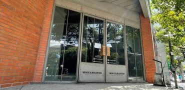 (MP-1321) Retail shop l 157 Sq.m l 1st floor l Facing the street l Eakkamai